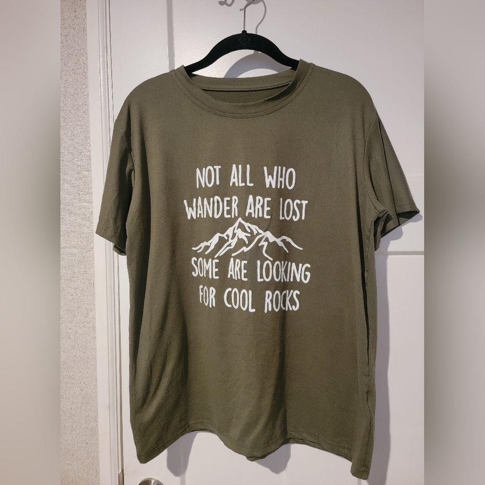Green t-shirt, size XL